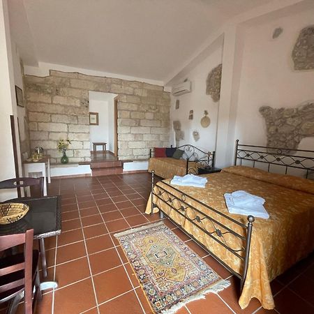 Agriturismo Masseria Saittole Carpignano Salentino Buitenkant foto
